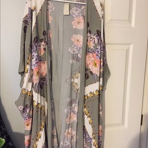 📌SOLD 📌Throw over